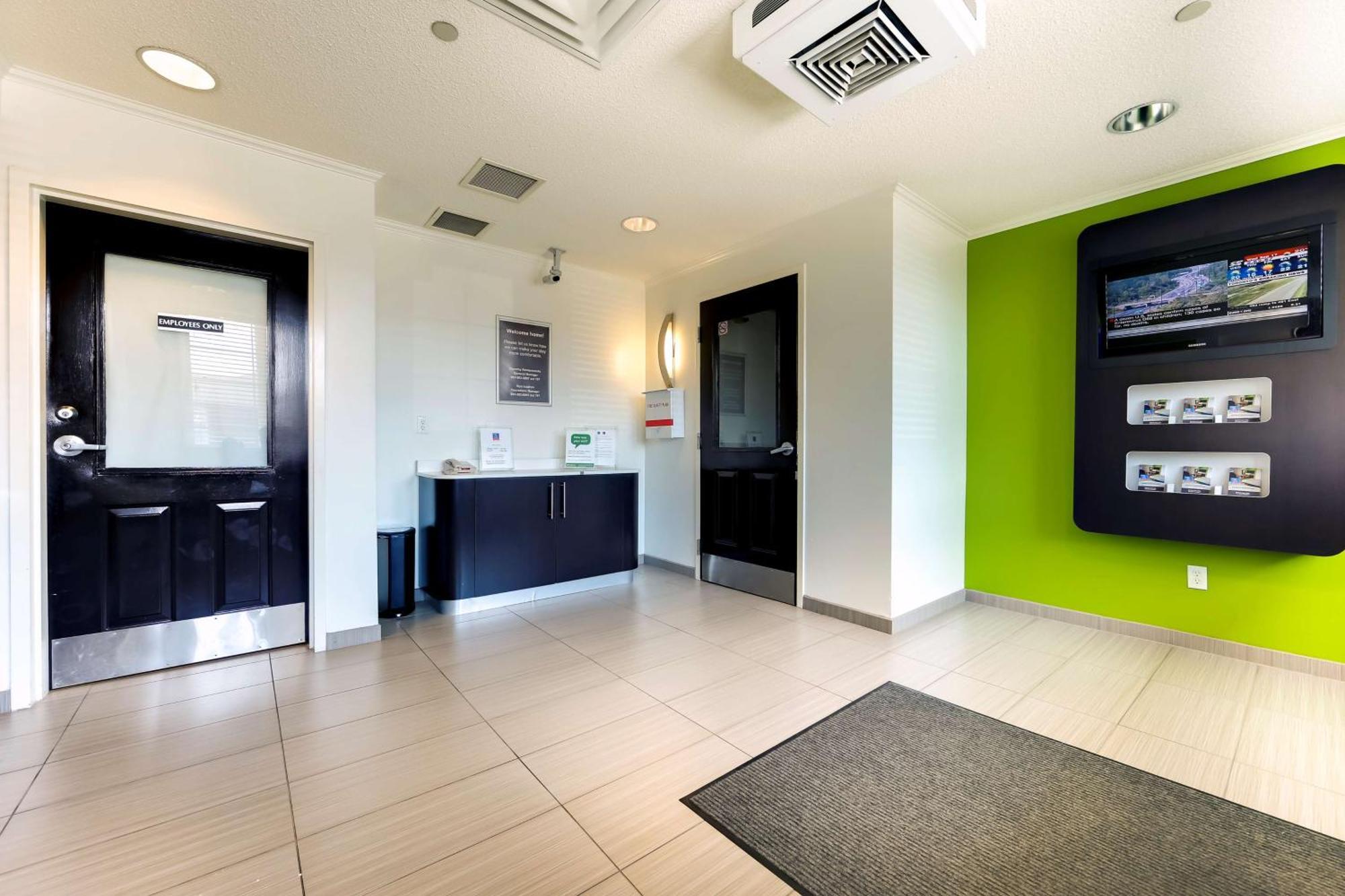 Studio 6 Toronto - Mississauga With Kitchenettes ภายนอก รูปภาพ