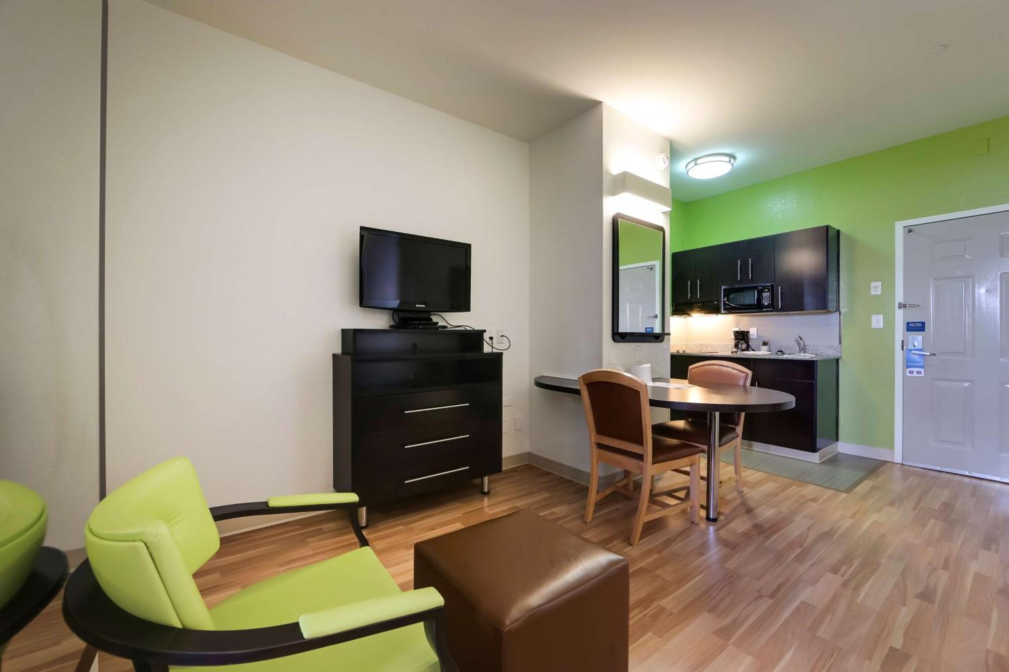 Studio 6 Toronto - Mississauga With Kitchenettes ภายนอก รูปภาพ
